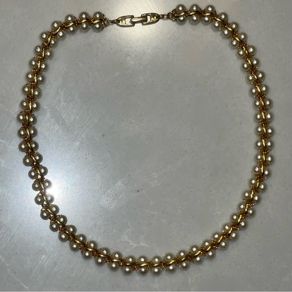 Napier Pearl Necklace & Bracelet Set - Picture 3 of 9